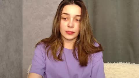 Snapshot of little_mia__ chatting on December 23, 8:14 pm Mia   Im online every day 1530 PM in New York  2030 PM in London online show from December 23, 8:14 pm