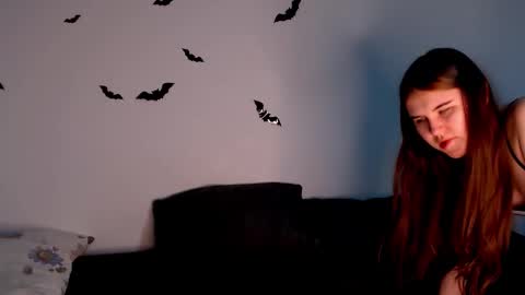 Alice.. online show from November 7, 9:06 pm