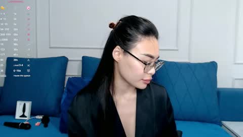 Kwan online show from March 22, 1:37 pm