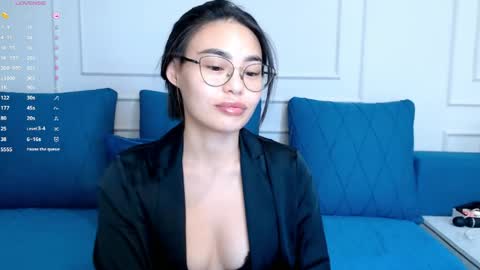 Kwan online show from April 6, 11:11 am