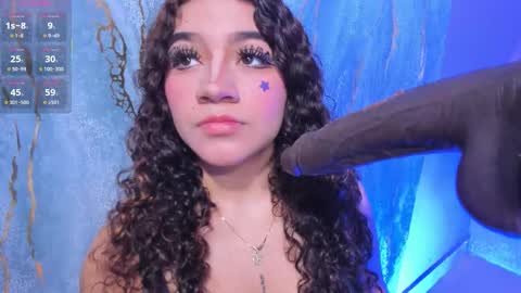 little_valentinaa online show from February 10, 11:57 am