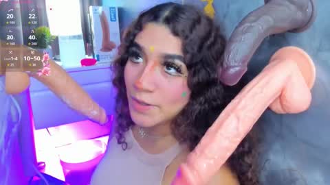 little_valentinaa online show from March 6, 9:25 pm