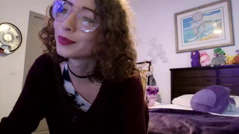 littledeathtrap online show from December 19, 10:27 pm