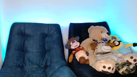 Manu online show from March 29, 4:47 am