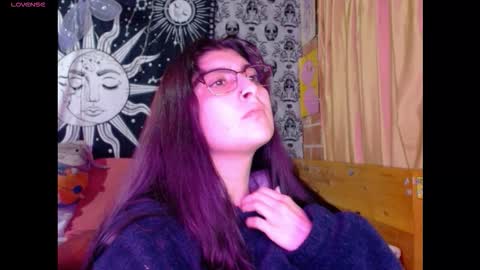 Little Brat  online show from December 18, 6:41 am