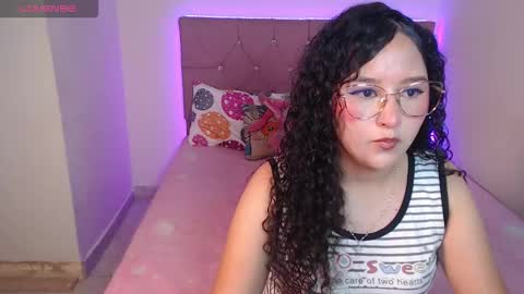 isabella online show from February 12, 1:58 pm