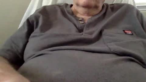 Snapshot of littlemaff chatting on November 1, 6:40 pm Maff online show from November 1, 6:40 pm