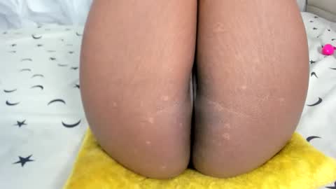 Snapshot of littlemissdirty1 chatting on October 20, 8:47 pm senga online show from October 20, 8:47 pm
