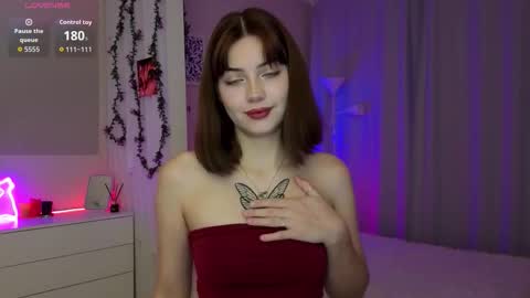 Bella online show from November 6, 4:04 am