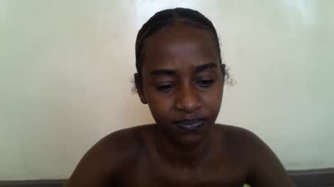 littlesandie online show from October 28, 5:30 am