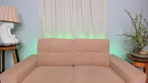 - Eileen - Izzy - Stiven online show from February 12, 8:12 pm