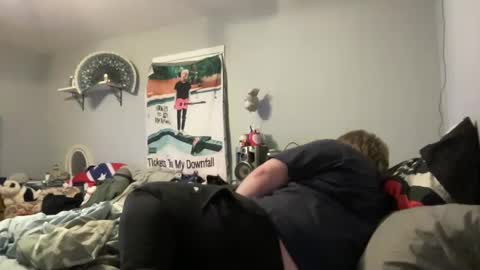 littleshady22 online show from March 4, 3:11 am