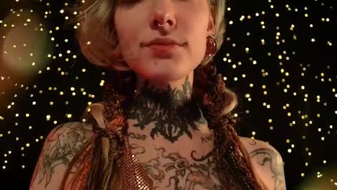 Niki  free tg channel with some photos gifs and info about streams  online show from March 15, 2:31 pm