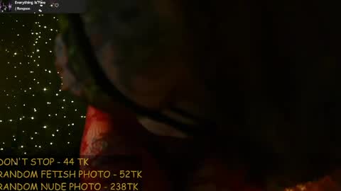 Niki  free tg channel with some photos gifs and info about streams  online show from May 9, 9:04 am