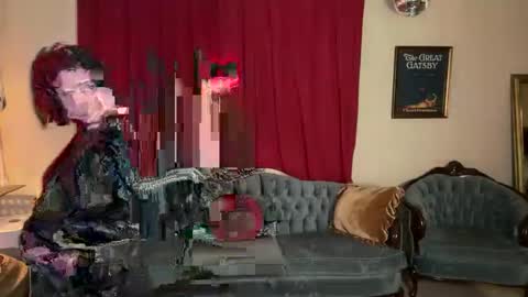 Little Sugar Pea  online show from October 24, 2:12 am