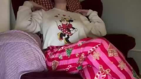 Little Sugar Pea  online show from November 21, 10:19 pm