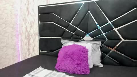 Snapshot of littlesussyy chatting on October 7, 11:50 am Sussy  online show from October 7, 11:50 am