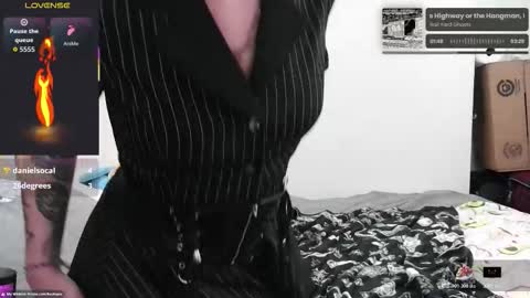 Livolio online show from November 27, 3:09 pm