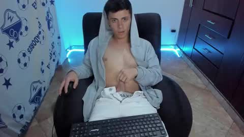 Chris online show from March 17, 2:38 am