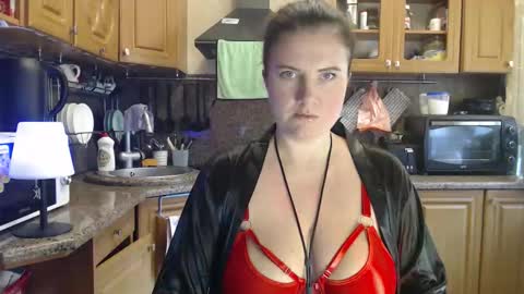 Snapshot of lizacakes chatting on September 30, 9:20 am LizaCakes online show from September 30, 9:20 am