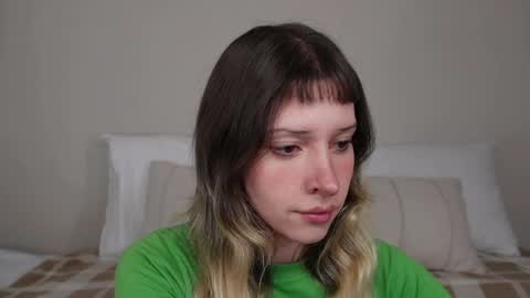 lizgein online show from May 18, 1:59 am