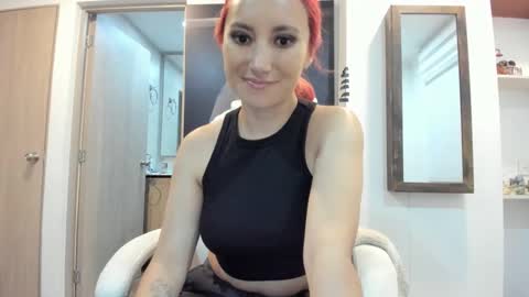 Snapshot of lizzdoux chatting on September 30, 2:55 am lizzdoux online show from September 30, 2:55 am