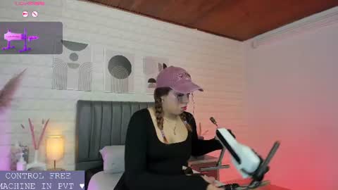  Lizzie  online show from June 13, 12:04 pm