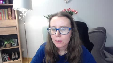 Lizzy online show from March 27, 8:48 am