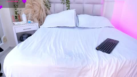 LIZZY online show from June 29, 5:59 am