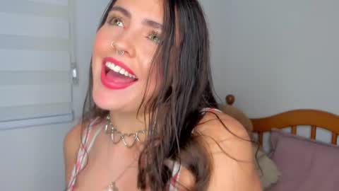 Llanna online show from February 10, 6:09 am