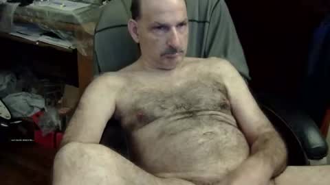 loades182025 online show from September 21, 4:38 am