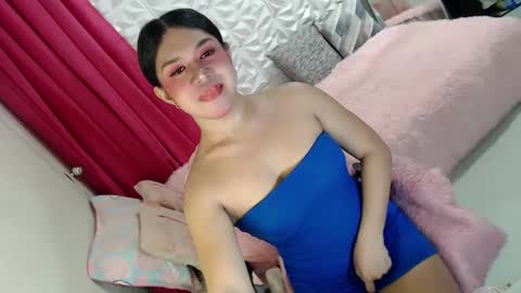 Snapshot of lobotara69 chatting on March 12, 9:35 pm Thea online show from March 12, 9:35 pm