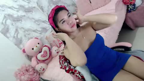 Thea online show from February 27, 7:01 am