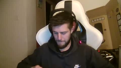 lobo online show from October 10, 10:03 pm