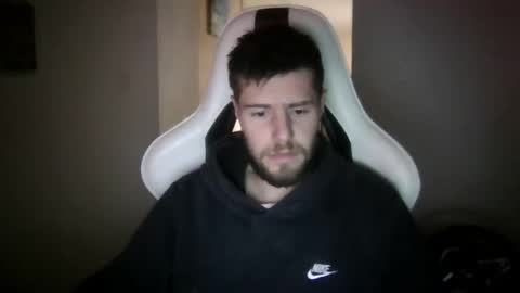 lobo online show from December 1, 12:47 pm