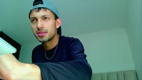 logaan_grey online show from January 10, 3:17 pm