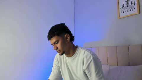 logan online show from March 30, 3:06 am