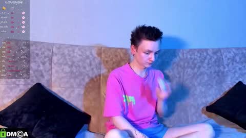 Logan online show from November 11, 8:00 pm