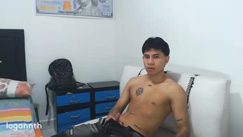 logannthh online show from March 1, 7:51 am