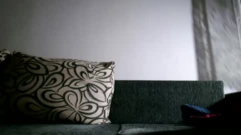 logitech0000 online show from December 15, 12:40 am