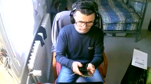 lokoum39 online show from March 30, 1:44 pm