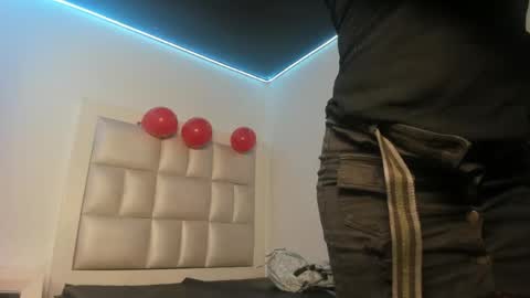 lola_js online show from June 5, 11:48 am