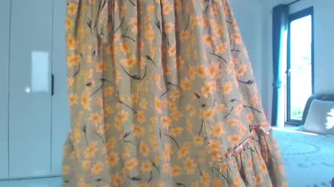 Lola online show from April 17, 1:08 am