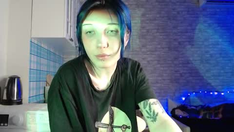 Lola online show from October 16, 8:51 pm