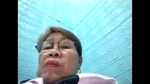 tey online show from February 4, 1:04 pm