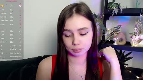 lolapalmer_ online show from February 5, 10:55 pm