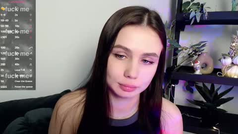 lolapalmer_ online show from February 28, 1:47 am