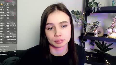 lolapalmer_ online show from February 25, 2:47 am