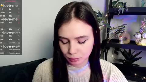 lolapalmer_ online show from February 19, 2:44 am