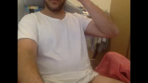 Snapshot of lolgivali chatting on December 5, 11:23 am lolgivali online show from December 5, 11:23 am